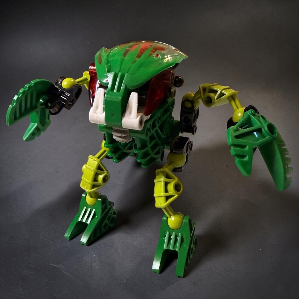 Vintage LEGO BIONICLE Lehvak Green Orange 8564 Set with Canister Complete Set
